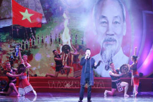 Chương trình nghệ thuật đặc biệt “Dâng Người tiếng hát mùa xuân”