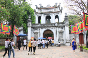 Văn Miếu – Quốc Tử Giám tập trung nâng cao chất lượng các hoạt động đón khách tham quan