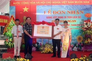 Lễ đón nhận Bằng di tích lịch sử đình Đạo Ngạn (Chương Mỹ)
