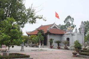 Hát Môn đẩy mạnh bảo tồn và phát huy giá trị các di tích trên địa bàn