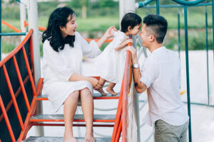 Tổ chức trưng bày “Giữ gìn và phát huy truyền thống văn hóa ứng xử tốt đẹp trong gia đình” 