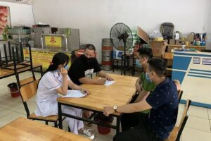 Quận Đống Đa: Hơn 2000 người tham gia tổ giám sát và tuyên truyền phòng chống dịch Covid -19