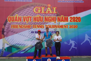 Gần 100 tay vợt không chuyên tham dự giải Quần vợt hữu nghị 2020
