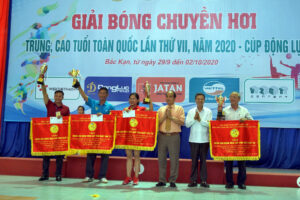 Hà Nội thống trị giải bóng chuyền hơi trung, cao tuổi lần VII năm 2020