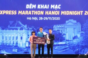 Khai mạc giải chạy đêm Hà Nội 2020