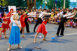 Festival nghệ thuật hữu nghị quốc tế năm 2020 với nhiều hoạt động hấp dẫn tại phố đi bộ Hồ Gươm