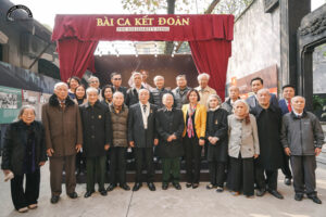 Lãnh đạo TP Hà Nội thăm, chúc Tết Ban liên lạc Chiến sĩ cách mạng bị địch bắt tù đày