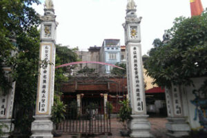 Hà Nội công nhận 6 đạo sắc phong tại đình Hoàng là tài liệu lưu trữ quý, hiếm