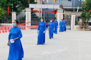 Cử tri Hà Nội thanh lịch, văn minh đi bầu cử