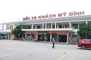 Hà Nội tạm dừng hoạt động vận tải hành khách công cộng đến 14 tỉnh, thành phố