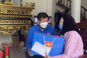 Tuổi trẻ xã Tiền Phong  phát huy truyền thống  “Uống nước nhớ nguồn”