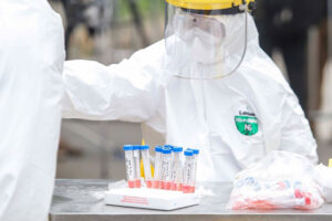Hà Nội: 10.000 người có nguy cơ mắc Covid-19 tại cộng đồng được xét nghiệm sàng lọc