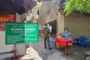 Đẩy mạnh tuyên truyền, phát huy vai trò “mỗi người dân là một chiến sĩ”, “mỗi gia đình là một pháo đài” chung tay chống dịch