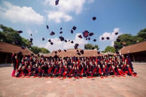 Khẩn trương ban hành kế hoạch triển khai thực hiện, đảm bảo bám sát các mục tiêu, chỉ tiêu, yêu cầu và các nhóm giải pháp trọng tâm của Chương trình 06-CTr/TU