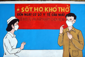 Tranh tường bích họa truyền thông điệp phòng, chống dịch