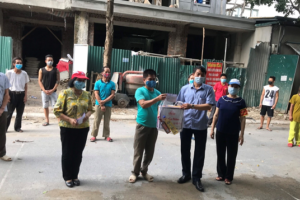 Quận Cầu Giấy thực hiện tốt chính sách an sinh xã hội, chăm lo cuộc sống cho người dân gặp khó khăn do đại dịch COVID-19