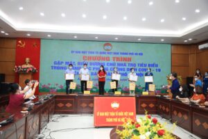 Hà Nội gặp mặt, biểu dương 15 chủ nhà trọ tiêu biểu trong công tác phòng, chống dịch COVID-19