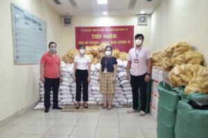 Huyện Sóc Sơn: Lan tỏa yêu thương, sẻ chia trong đại dịch COVID-19
