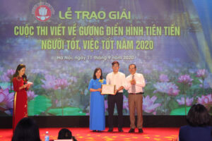 Hà Nội triển khai cuộc thi viết về ”Gương điển hình tiên tiến, người tốt, việc tốt”