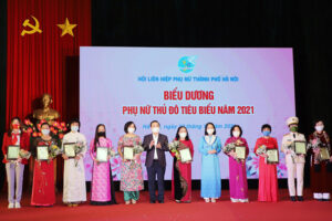 NSƯT Thu Huyền – Gương mặt “Phụ nữ Thủ đô tiêu biểu” năm 2021
