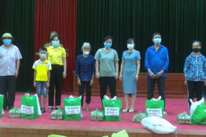 Huyện Sóc Sơn quan tâm đến lao động, người có hoàn cảnh khó khăn bởi dịch bệnh COVID-19