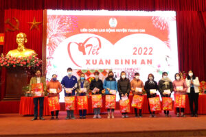 Huyện Thanh Oai tổ chức Chương trình “Tết sum vầy – Xuân bình an” cho đoàn viên Công đoàn và người lao động