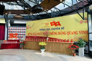 Thư viện Hà Nội tổ chức Phòng đọc chuyên đề “Mừng Xuân đất nước – Mừng Đảng quang vinh”
