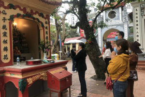 Tăng cường công tác phòng, chống dịch Covid-19 tại di tích, đảm bảo an toàn, đáp ứng nhu cầu tín ngưỡng của người dân 