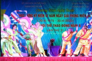 Chương trình nghệ thuật chào mừng kỷ niệm 47 năm Ngày giải phóng miền Nam, thống nhất đất nước và Quốc tế Lao động 1/5
