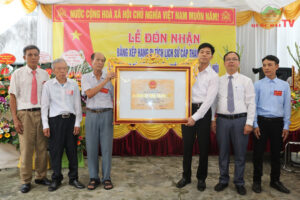 Đón Bằng di tích lịch sử cấp Thành phố Nhà thờ họ Bùi, xã Ngọc Mỹ, Quốc Oai