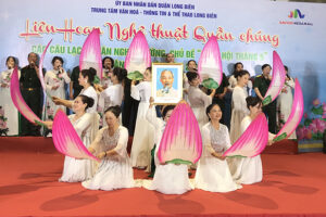 Long Biên tổ chức Liên hoan nghệ thuật quần chúng “Ngày hội tháng 5” năm 2022