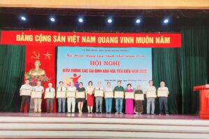 Quận Hai Bà Trưng biểu dương 56 Gia đình văn hóa tiêu biểu 