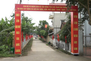 Ba Vì huy động tốt nguồn lực xã hội hóa trong phong trào “Xây dựng và giữ gìn thôn, ngõ, xóm sáng – xanh – sạch – đẹp, an toàn” 