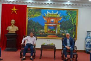 Giám đốc Sở Văn hóa và Thể thao Hà Nội tiếp Ngài Chủ tịch Phòng Thương mại Italia tại Việt Nam