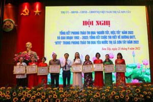 30 năm phong trào thi đua “Người tốt, việc tốt” ở thị xã Sơn Tây