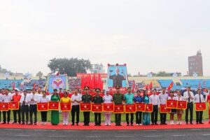 Tưng bừng khai mạc Đại hội Thể dục thể thao thị xã Sơn Tây lần thứ X