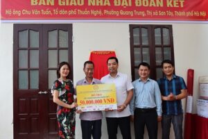 Sơn Tây phát động ủng hộ Quỹ “Vì người nghèo năm 2022