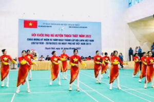 Sôi nổi Hội khỏe Phụ nữ huyện Thạch Thất năm 2022