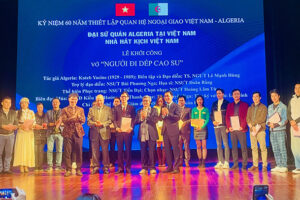 Khán giả Thủ đô sẽ được thưởng thức vở kịch về Bác Hồ của tác giả người Algeria