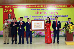 Đình Công An (huyện Chương Mỹ) đón nhận Bằng xếp hạng Di tích lịch sử – nghệ thuật cấp thành phố
