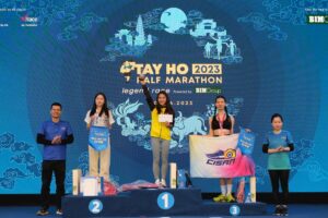 Hơn 5.000 vận động viên tham gia Giải chạy bán Marathon Tây Hồ 2023
