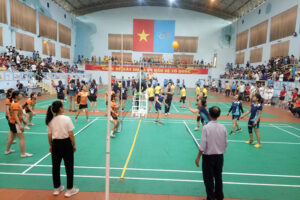 Sôi nổi Giải bóng chuyền hơi vô địch huyện Ba Vì