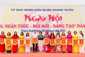 Ngày hội “Sách: Nhận thức – Đổi mới – Sáng tạo” ở quận Thanh Xuân
