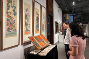 Triển lãm “Dòng tranh dân gian Hàng Trống”