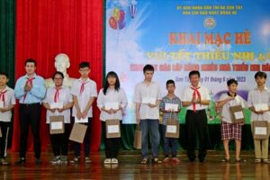 Nhiều hoạt động văn hóa thể thao phục vụ thiếu nhi Sơn Tây trong dịp hè
