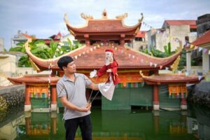 Nghệ nhân ưu tú Phạm Công Bằng: Người giữ lửa cho phường rối Tế Tiêu