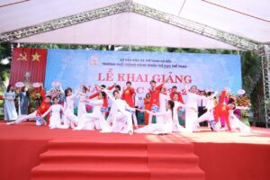 Trường Phổ thông Năng khiếu TDTT Hà Nội tưng bừng khai giảng năm học mới