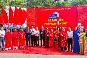 Quận Bắc Từ Liêm gắn biển 4 tuyến đường mới