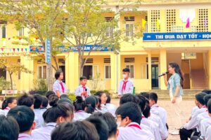 Hơn 500 học sinh được tìm hiểu về “Phòng, chống bạo lực học đường – Xây dựng tình bạn đẹp”