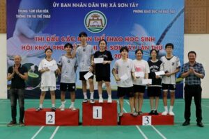 200 vận động viên dự giải đá cầu học sinh thị xã Sơn Tây
